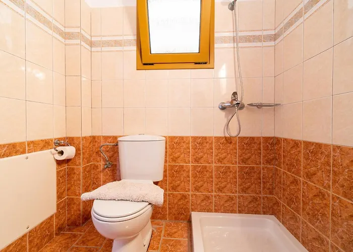 Giannis 6 Apartman *